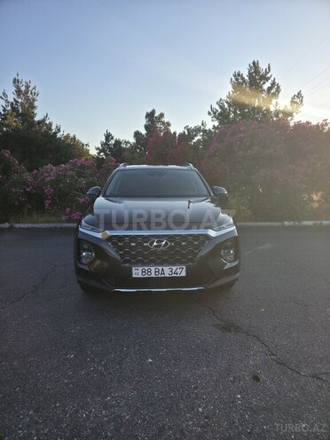 Hyundai Santa Fe-1