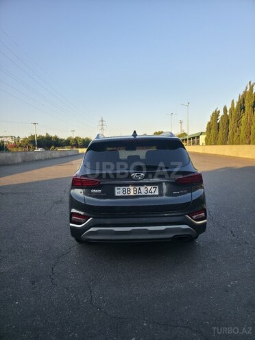 Hyundai Santa Fe-10
