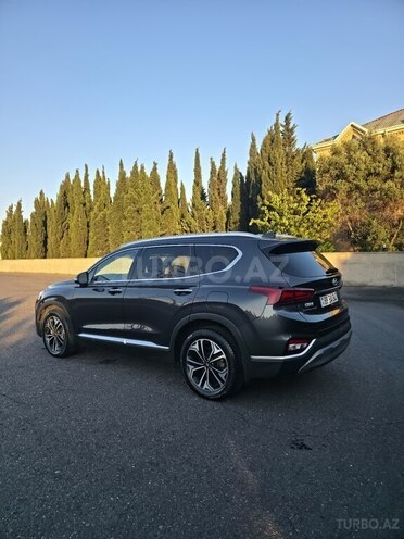 Hyundai Santa Fe-14