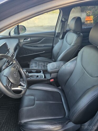 Hyundai Santa Fe-16