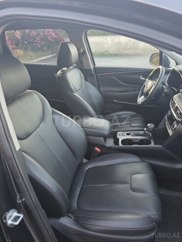 Hyundai Santa Fe-19