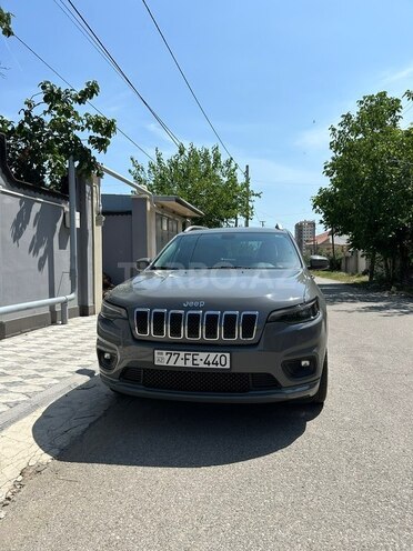 Jeep Cherokee-11