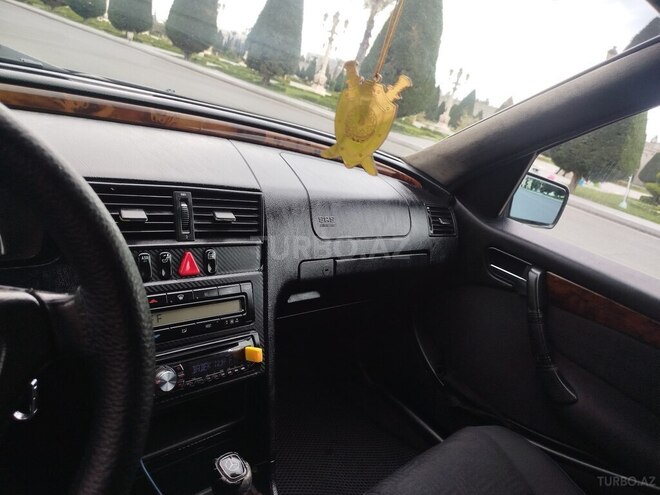 Mercedes C 180-8