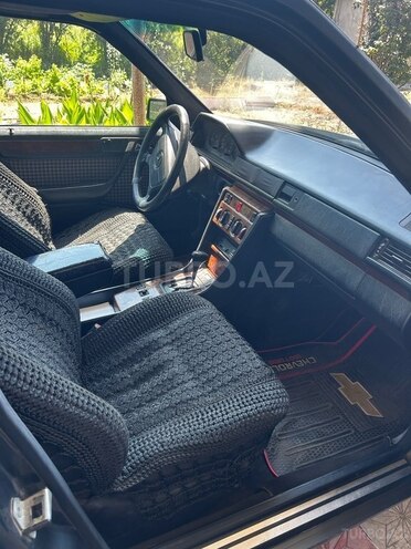 Mercedes 260 E-5