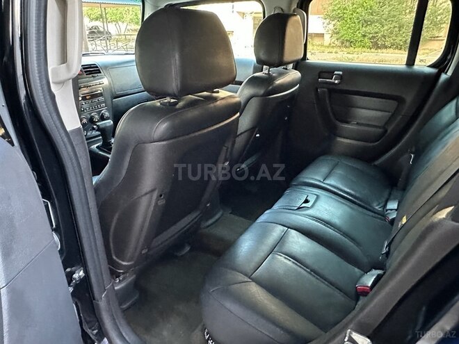 Hummer H3-17