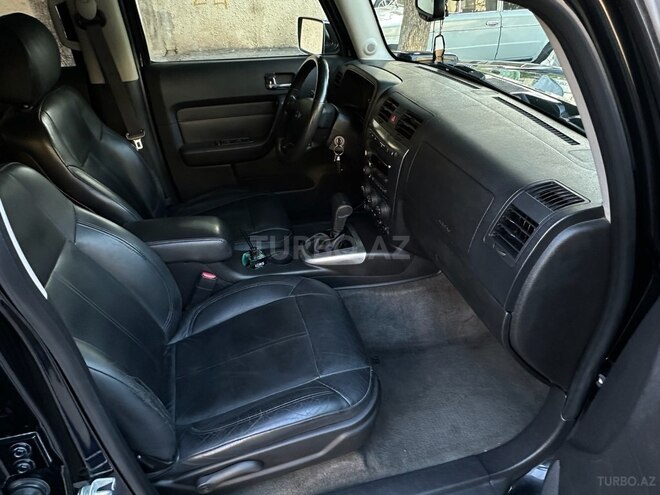 Hummer H3-13