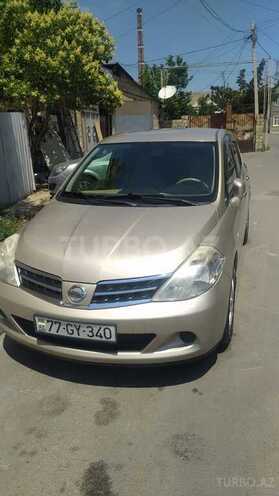 Nissan Tiida-3