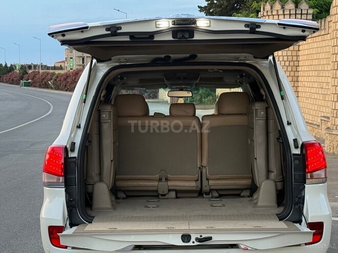 Toyota Land Cruiser-14