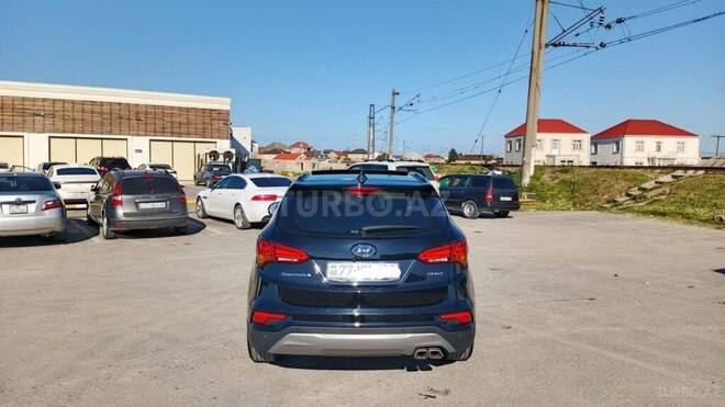 Hyundai Santa Fe-4