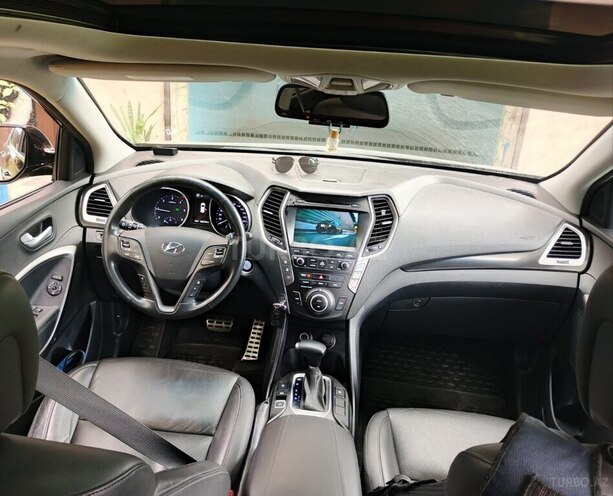 Hyundai Santa Fe-7