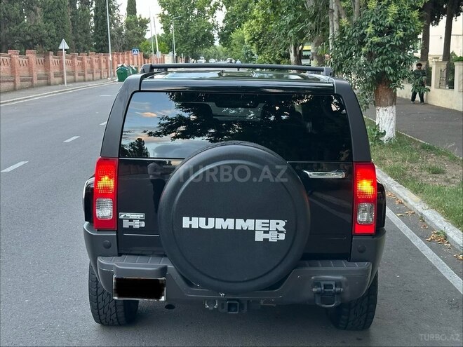 Hummer H3-9