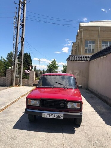 LADA (VAZ) 2107-1