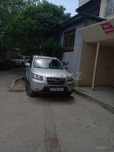 Hyundai Santa Fe-1