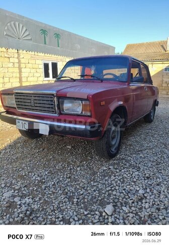 LADA (VAZ) 2107-2