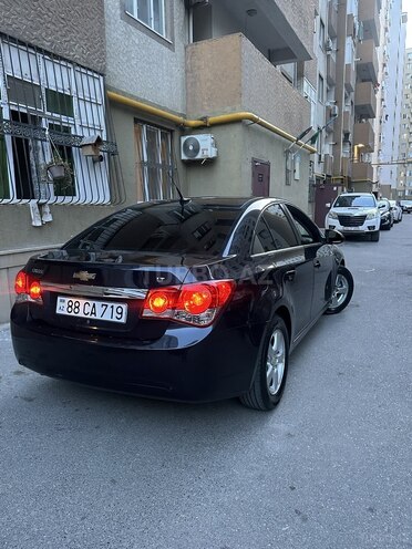 Chevrolet Cruze-9