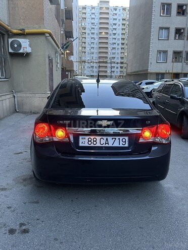Chevrolet Cruze-10