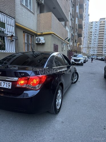 Chevrolet Cruze-5