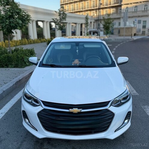 Chevrolet Onix-1