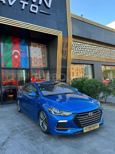 Hyundai Elantra-4