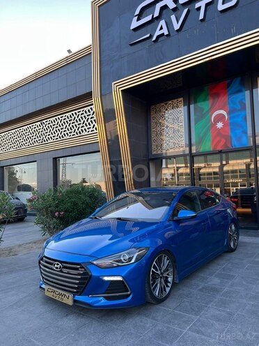 Hyundai Elantra-3