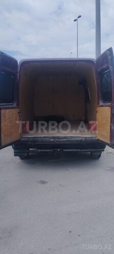 Ford Transit-3