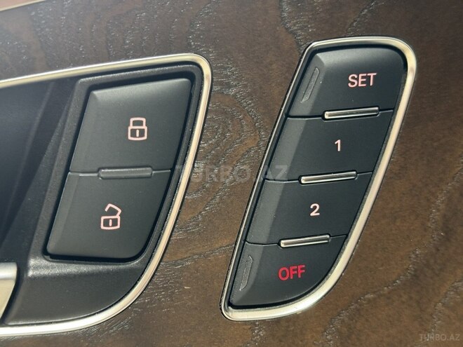 Audi A6-20