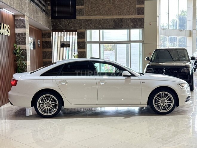 Audi A6-6