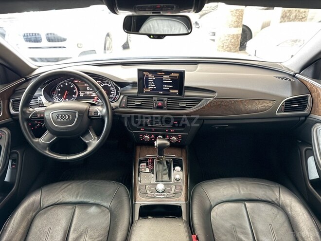 Audi A6-15