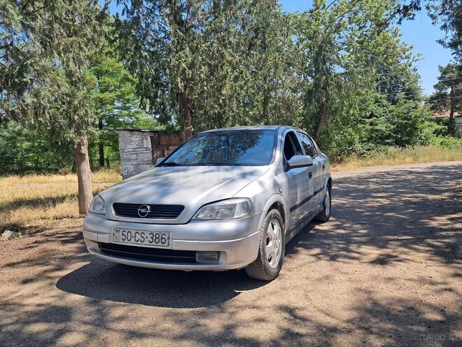 Opel Astra-2