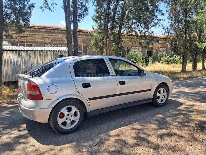Opel Astra-9
