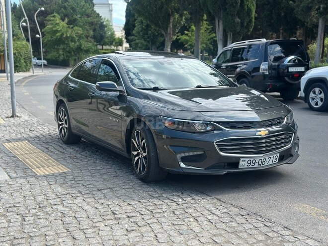 Chevrolet Malibu-9