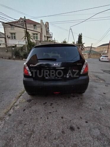 Kia Rio-2