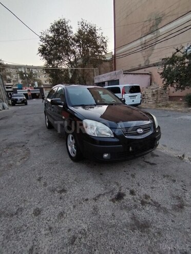 Kia Rio-13