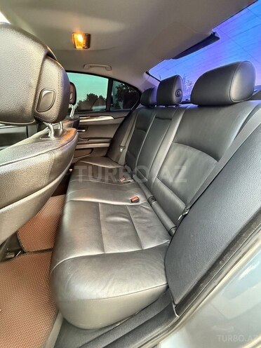 BMW 528-8