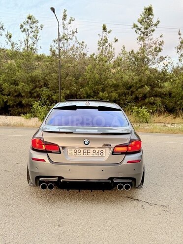 BMW 528-5