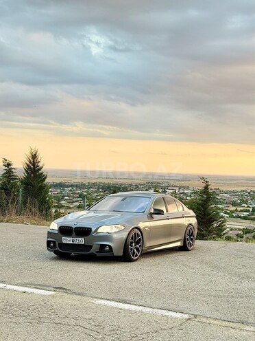 BMW 528-2