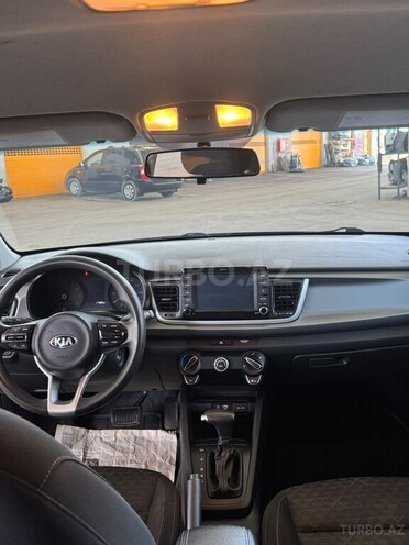 Kia Rio-4