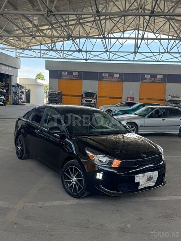 Kia Rio-1