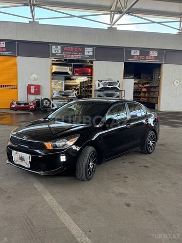 Kia Rio-7