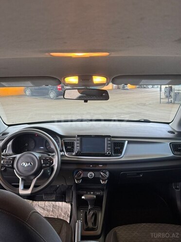 Kia Rio-10
