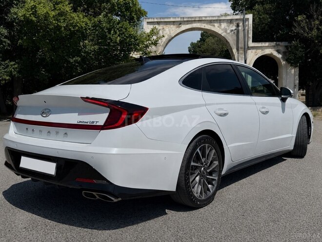 Hyundai Sonata-3