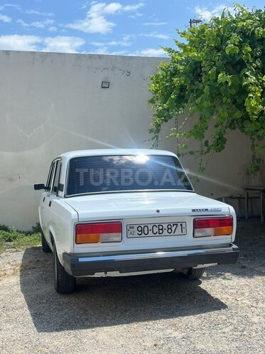 LADA (VAZ) 2107-5