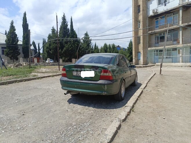 Opel Vectra-3
