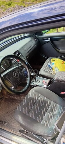 Mercedes C 200-6