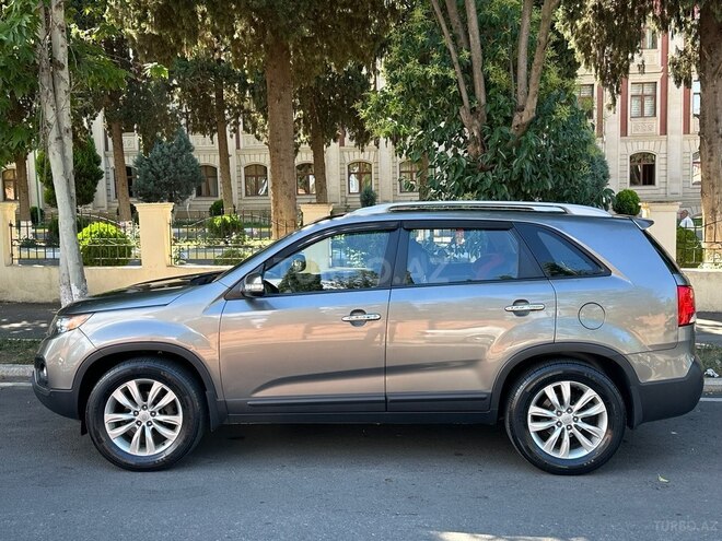 Kia Sorento-5