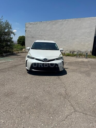 Toyota Prius-1