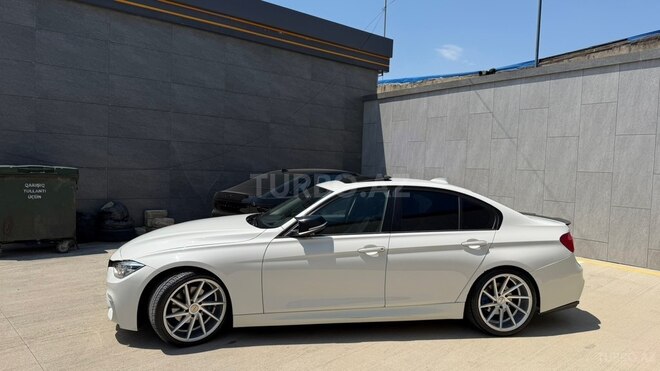 BMW 320d-7