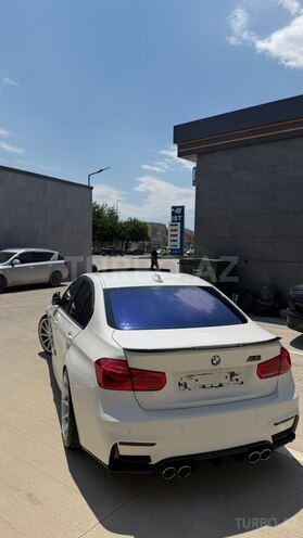 BMW 320d-6