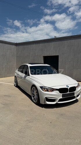 BMW 320d-5