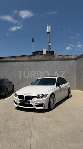 BMW 320d-1
